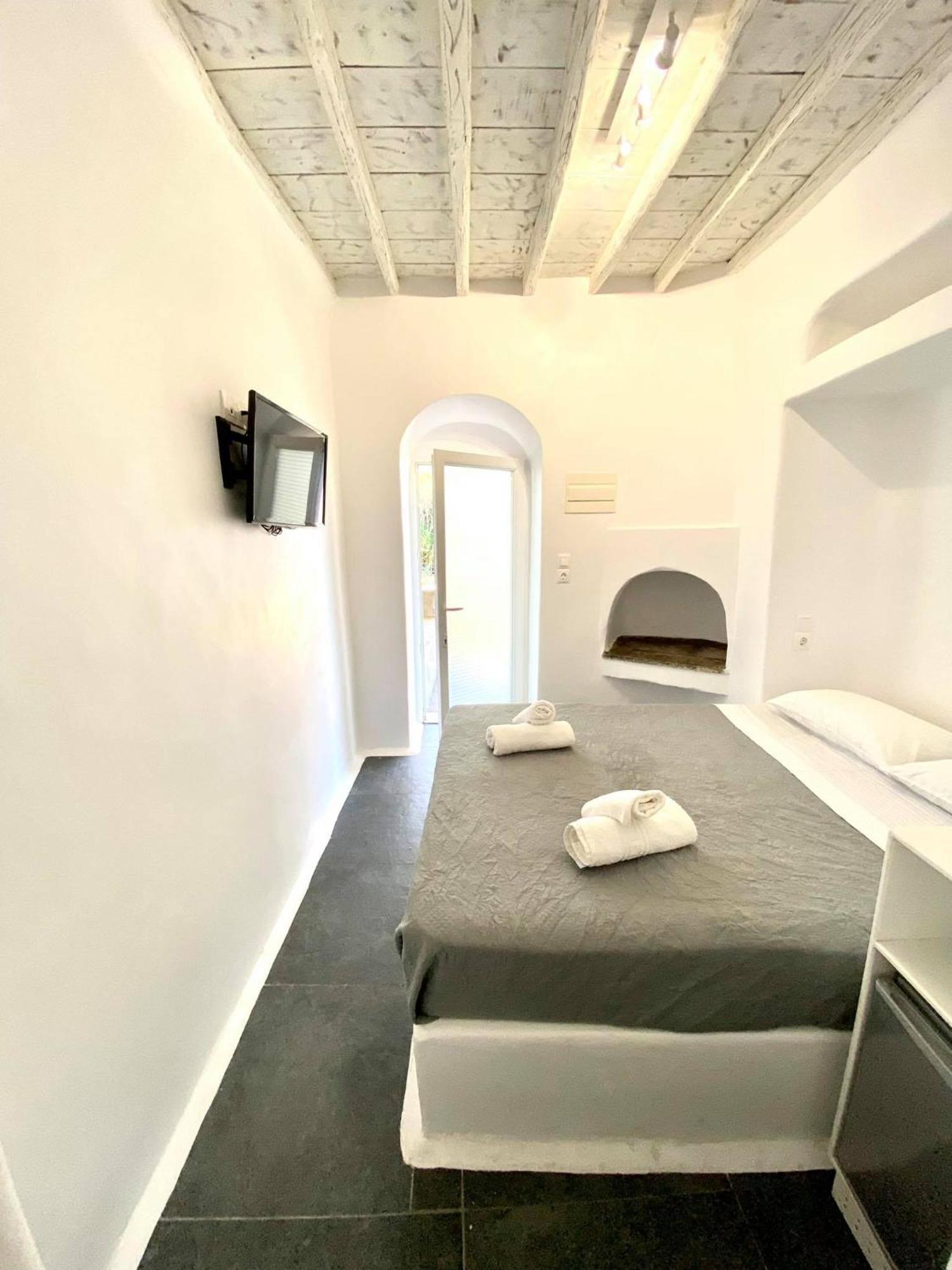 Mykonos Vibes Airport Studios And Apartments Mykonos Town Exterior foto