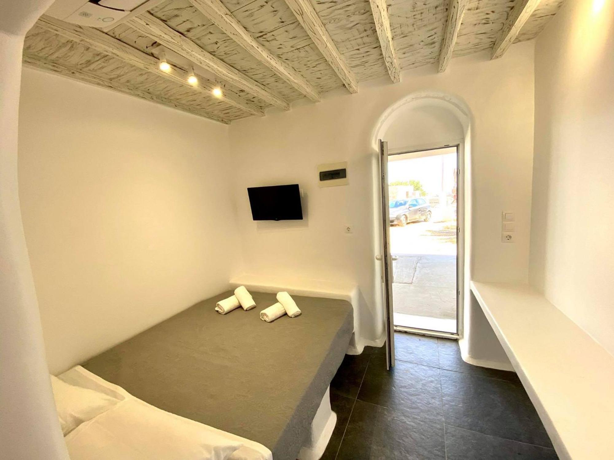 Mykonos Vibes Airport Studios And Apartments Mykonos Town Exterior foto